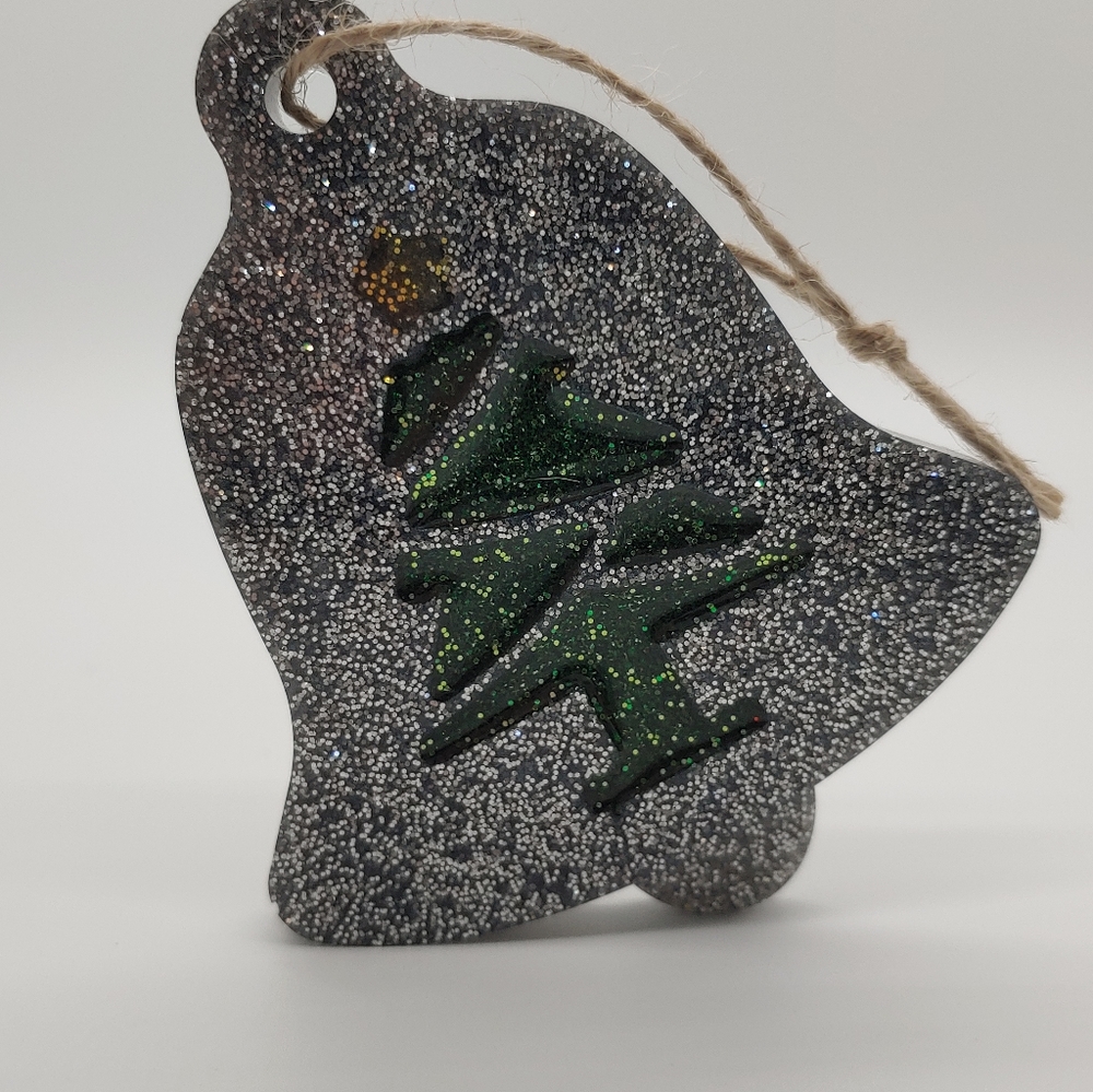 Ornament Bells w/ Christmas Tree